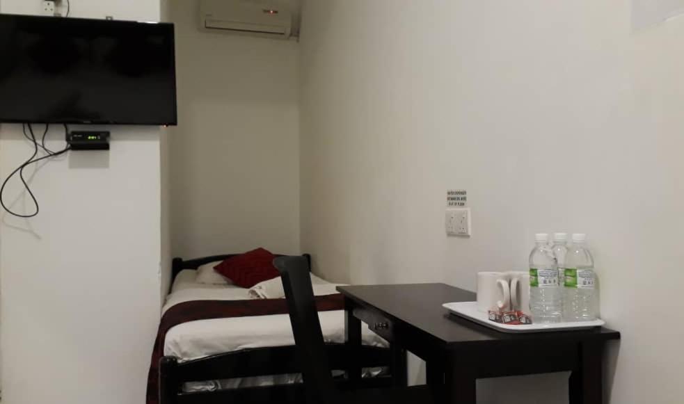 Max Ferringhi Hotel Batu Ferringhi Eksteriør billede