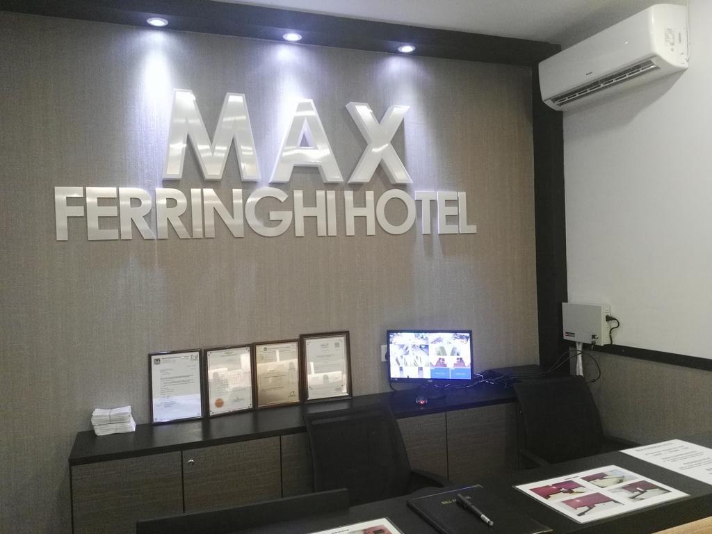 Max Ferringhi Hotel Batu Ferringhi Eksteriør billede