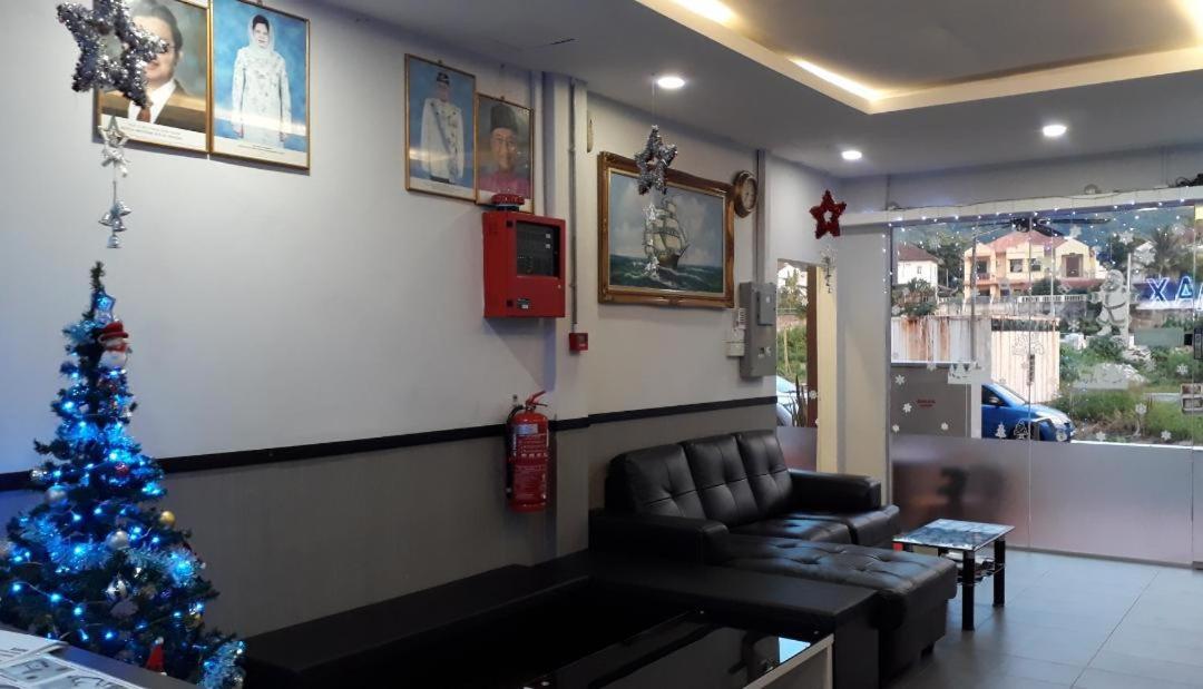 Max Ferringhi Hotel Batu Ferringhi Eksteriør billede